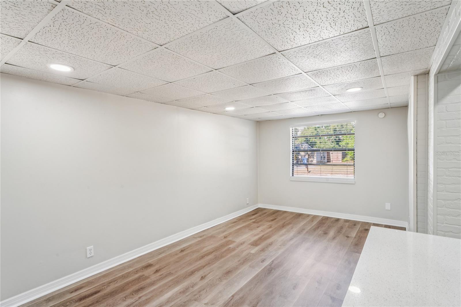 Image 10 of 25 For 7025 Ponderosa Drive