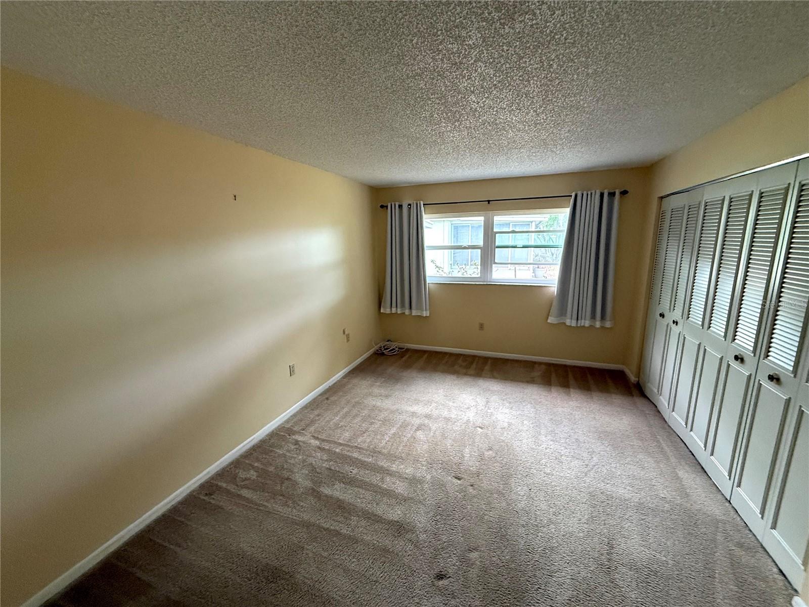 Image 6 of 13 For 8472 Deauville N 8472