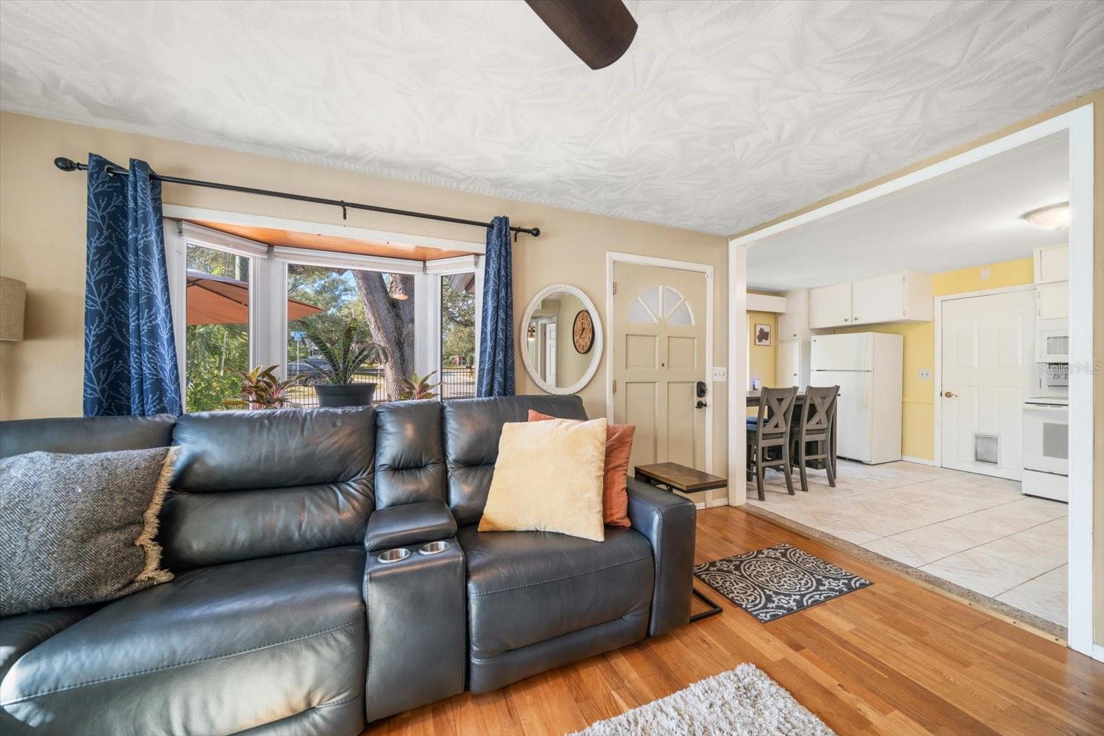 Image 13 of 40 For 550 3rd Street Sw