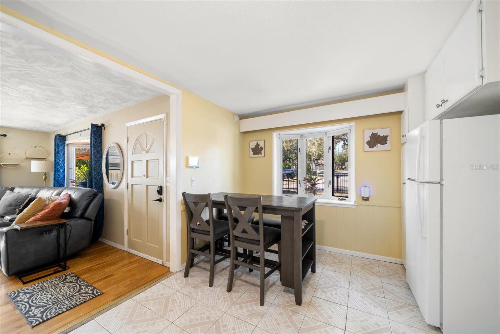 Image 14 of 40 For 550 3rd Street Sw