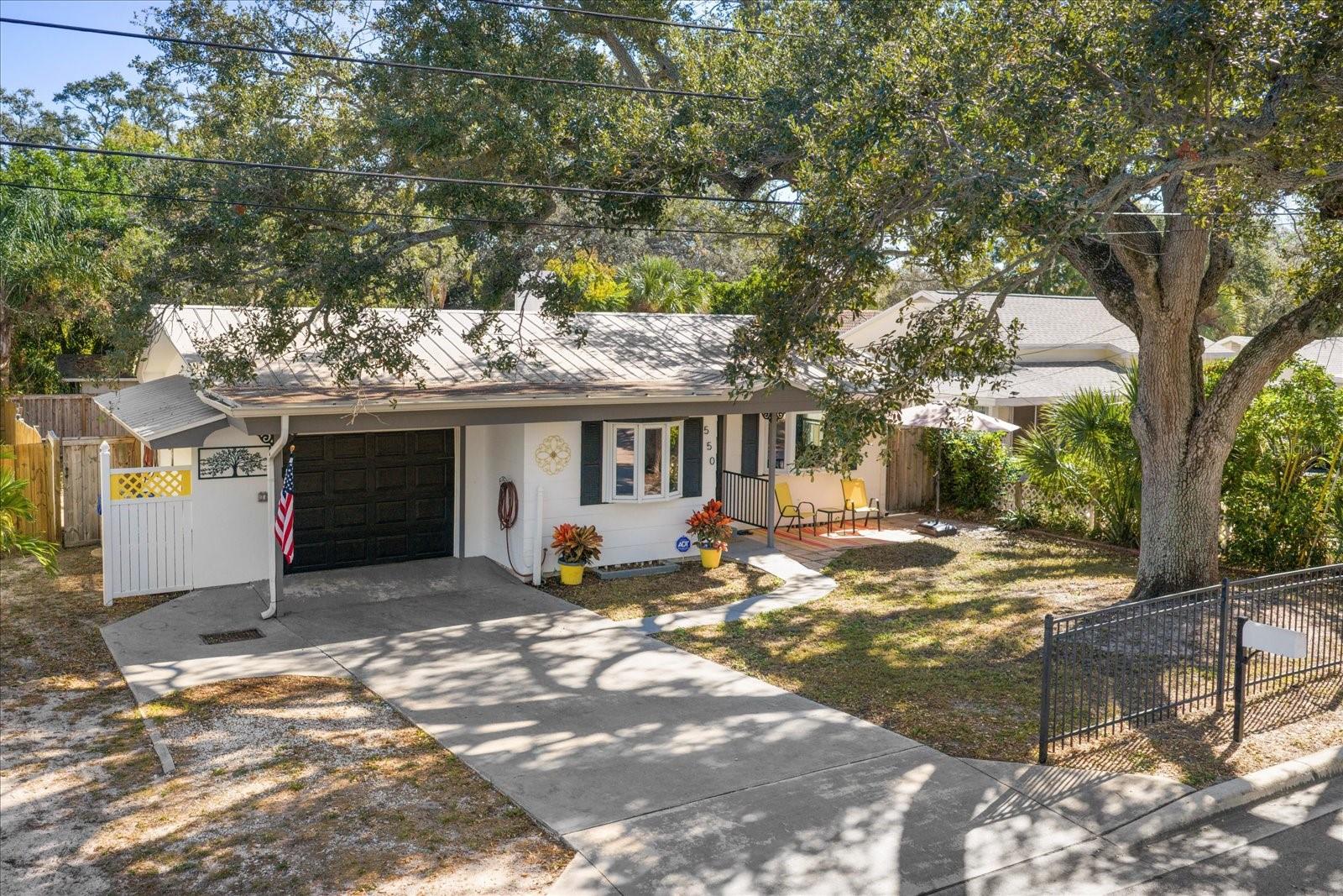 Image 6 of 40 For 550 3rd Street Sw