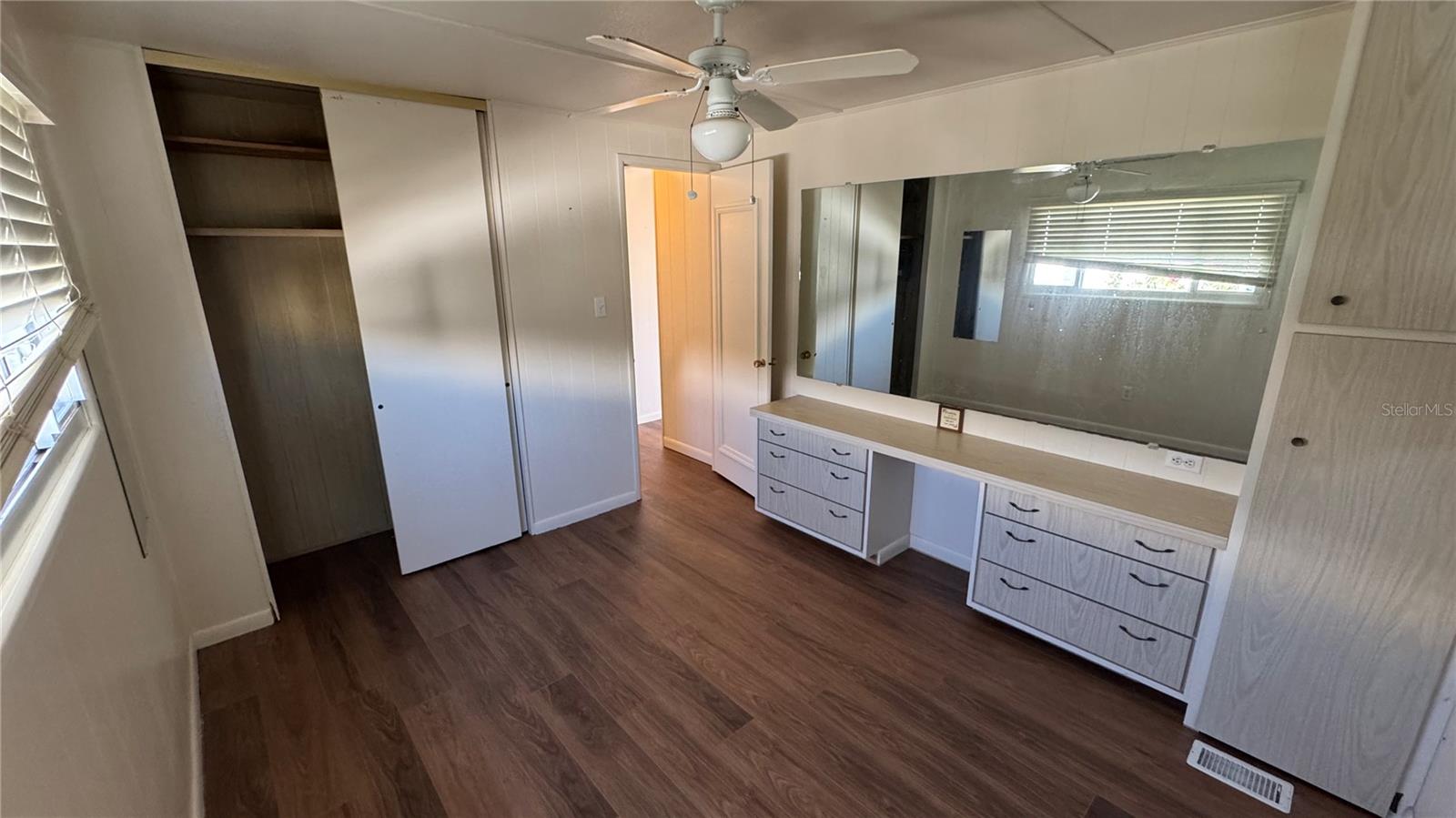 Image 11 of 35 For 61 5th Avenue