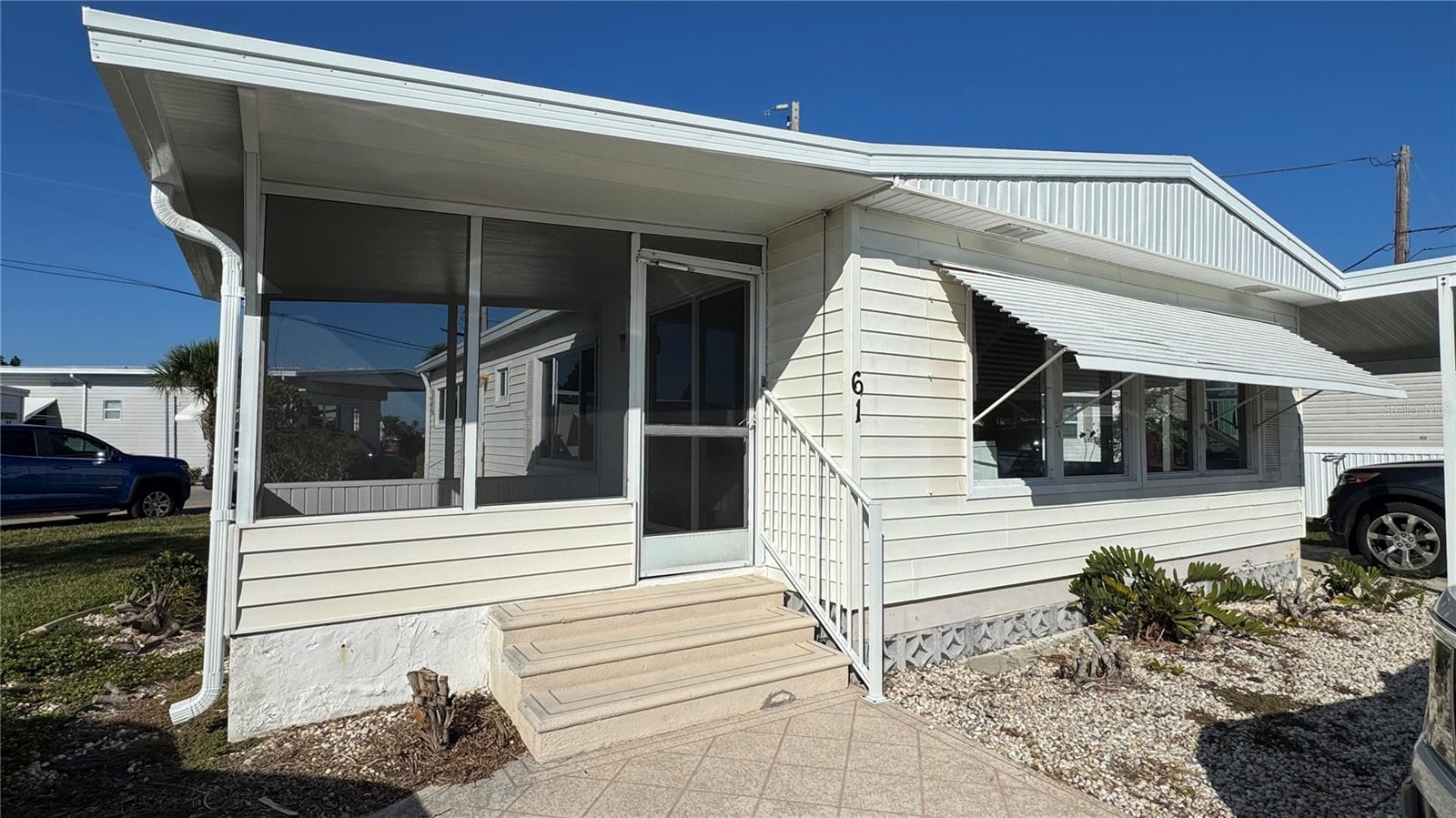 Image 16 of 35 For 61 5th Avenue