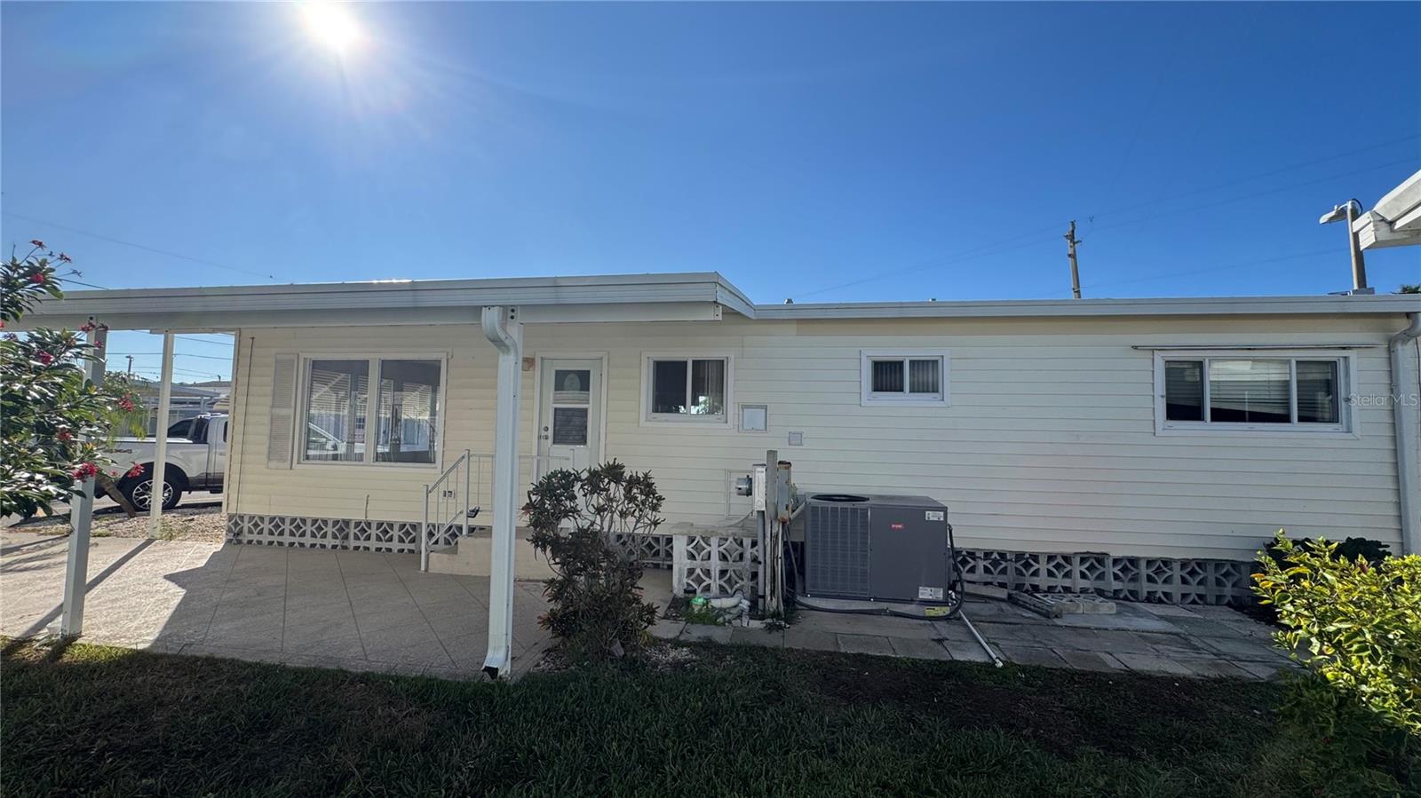 Image 2 of 35 For 61 5th Avenue