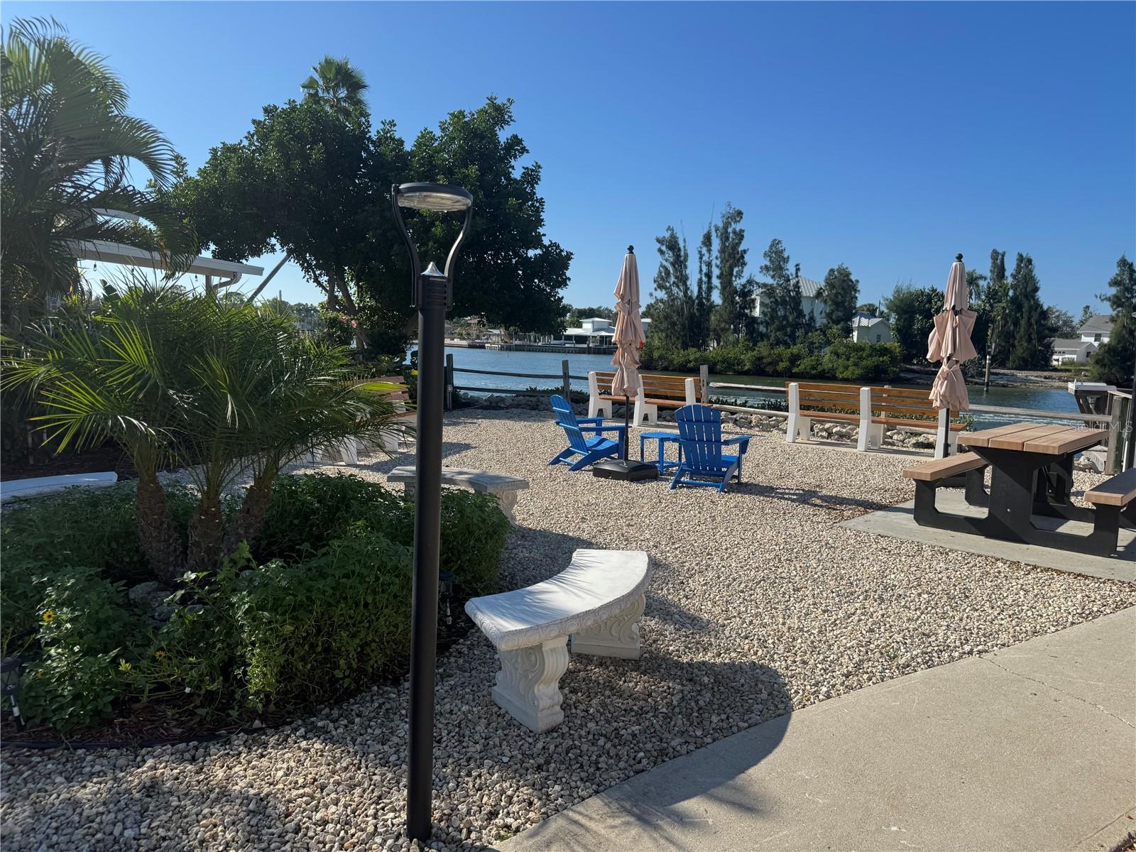 Image 21 of 35 For 61 5th Avenue