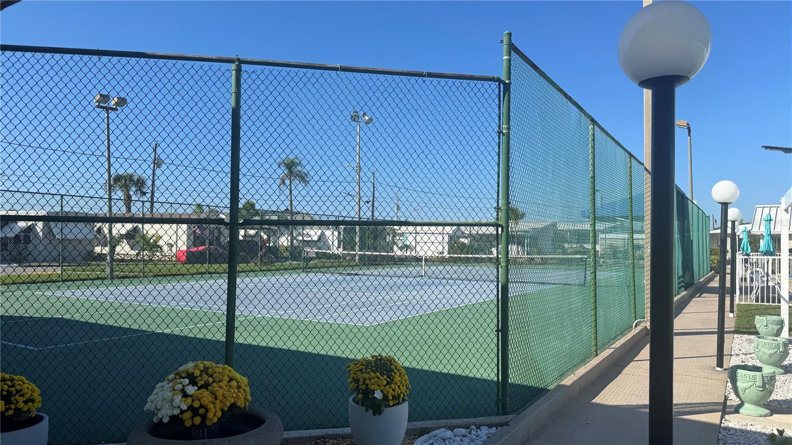 Image 29 of 35 For 61 5th Avenue