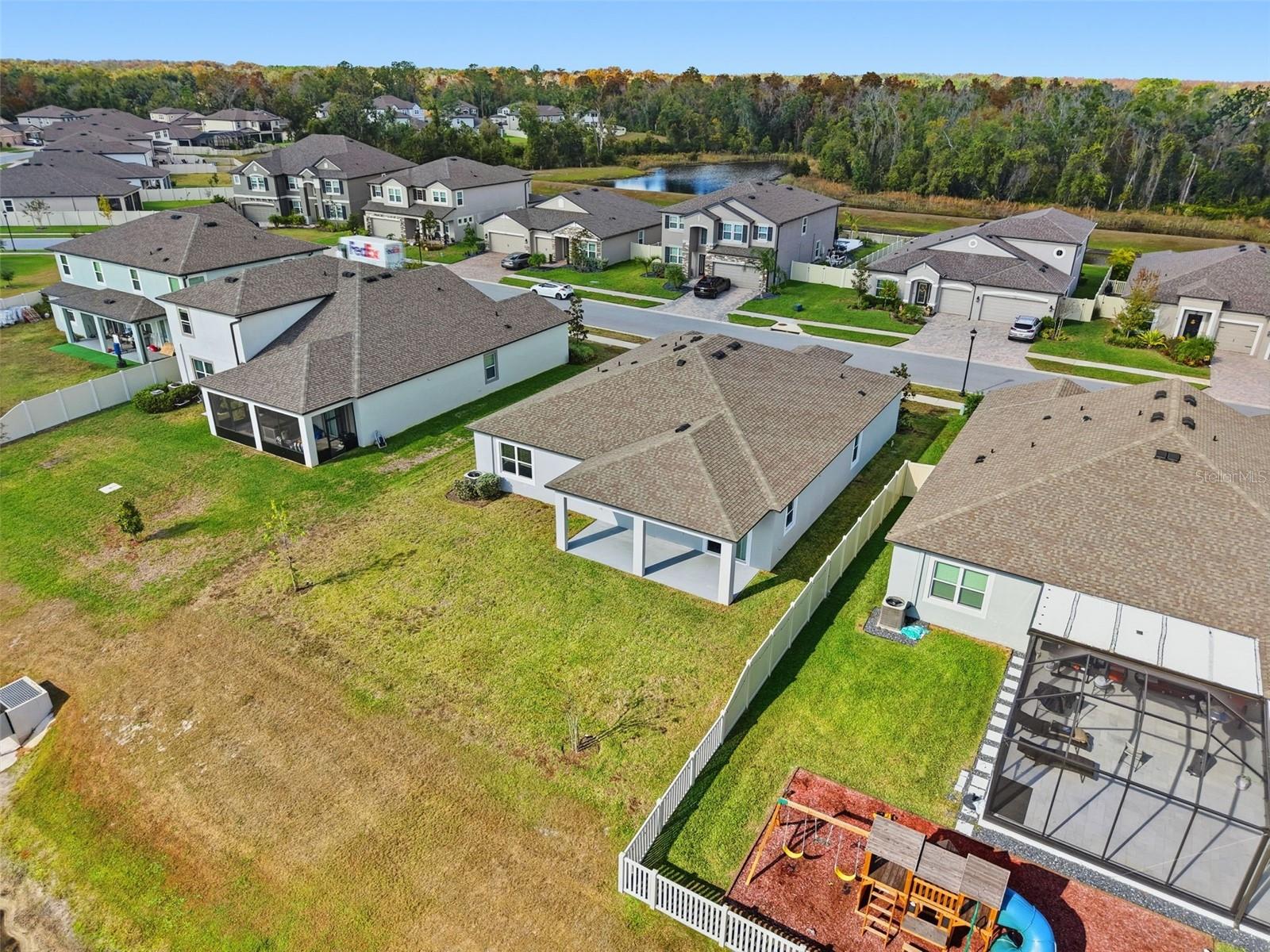 Image 36 of 40 For 17618 Cortes Creek Boulevard