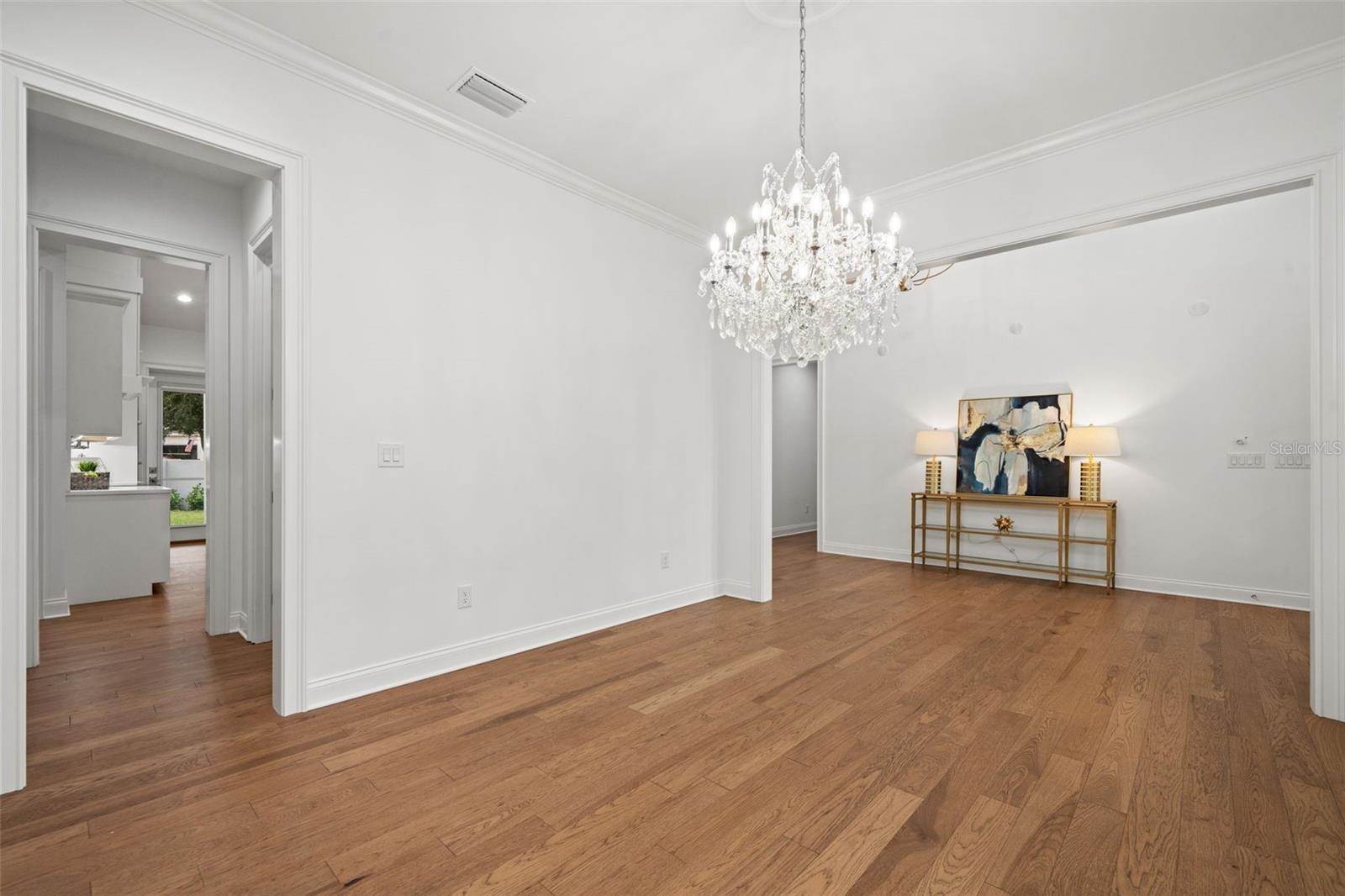 Image 11 of 62 For 4202 Woodmere Road