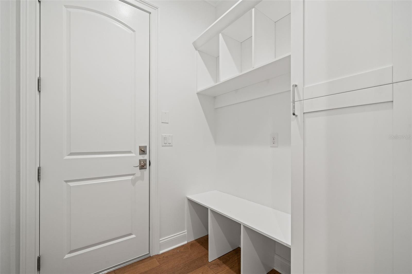 Image 14 of 62 For 4202 Woodmere Road