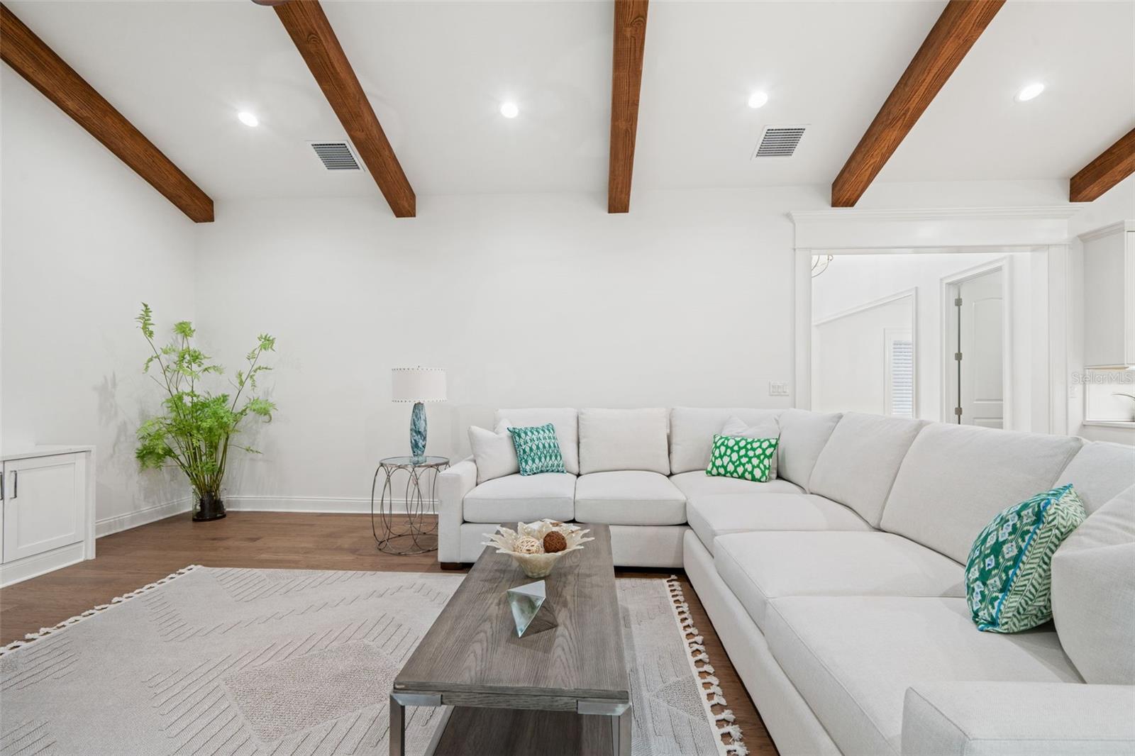 Image 29 of 62 For 4202 Woodmere Road