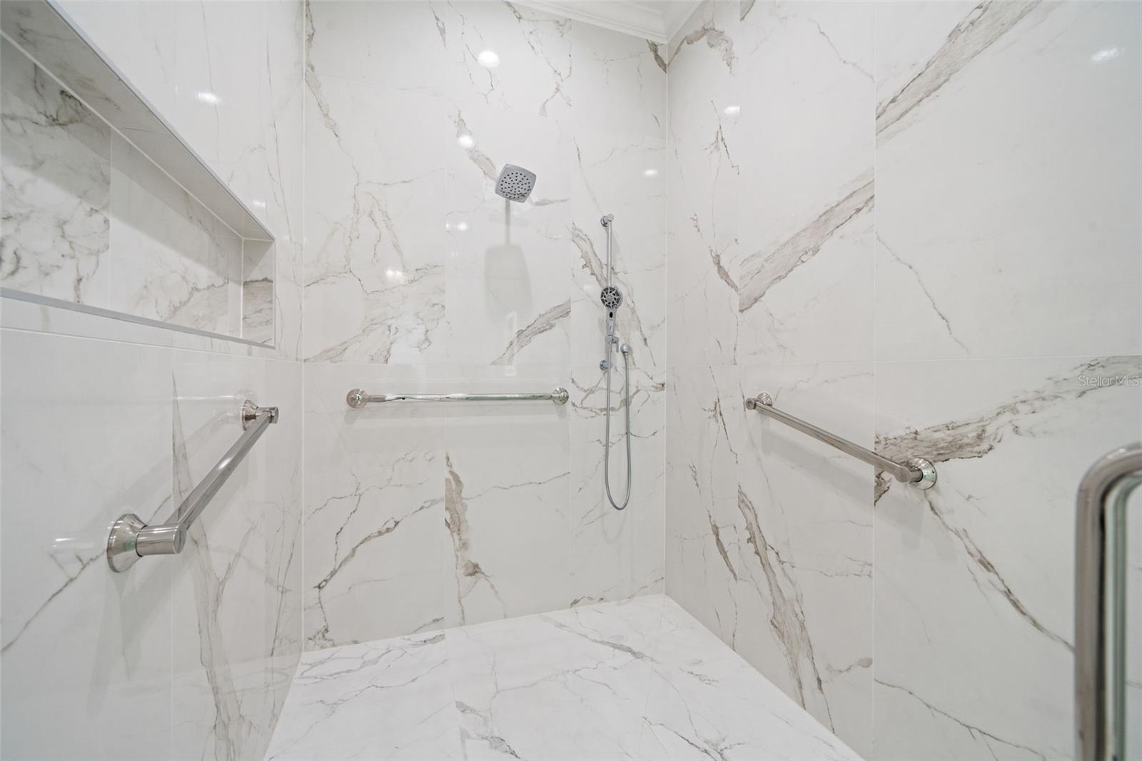 Image 35 of 62 For 4202 Woodmere Road