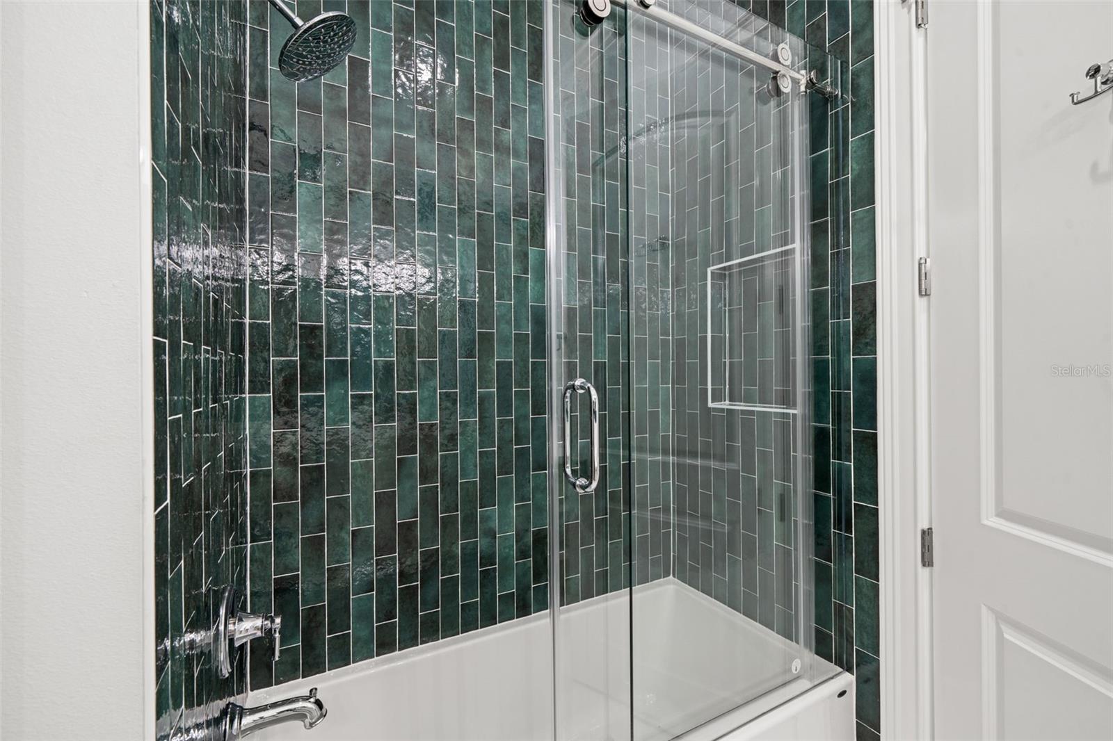 Image 38 of 62 For 4202 Woodmere Road