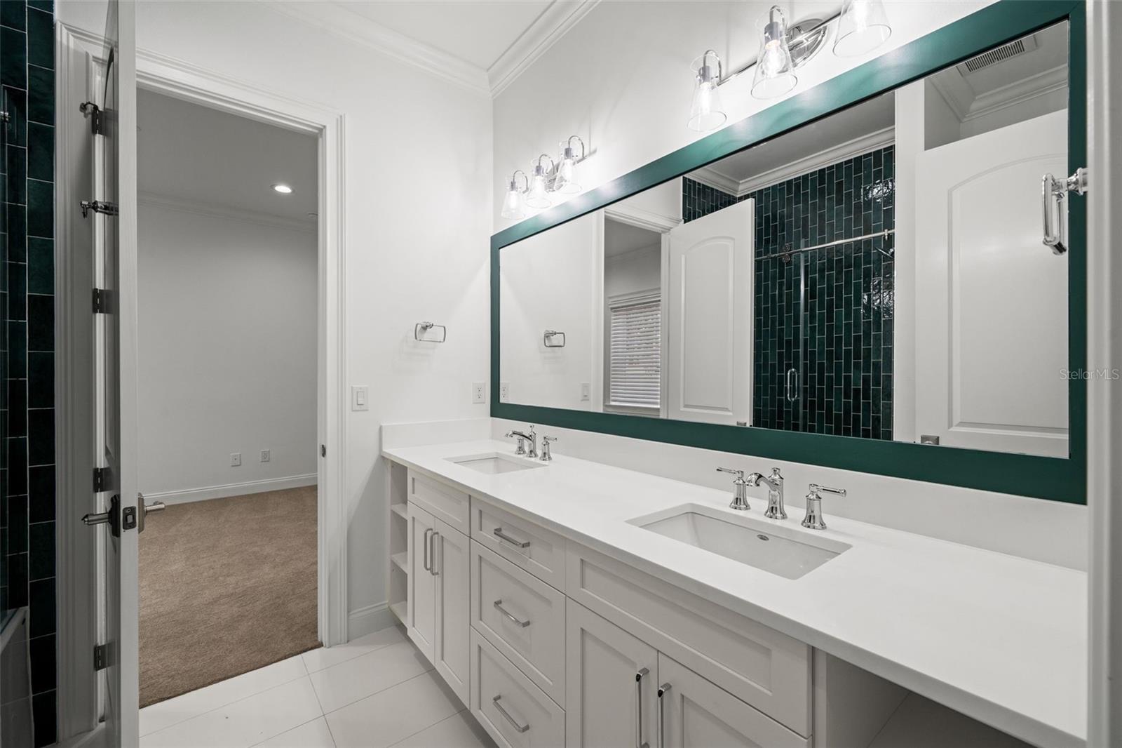 Image 39 of 62 For 4202 Woodmere Road