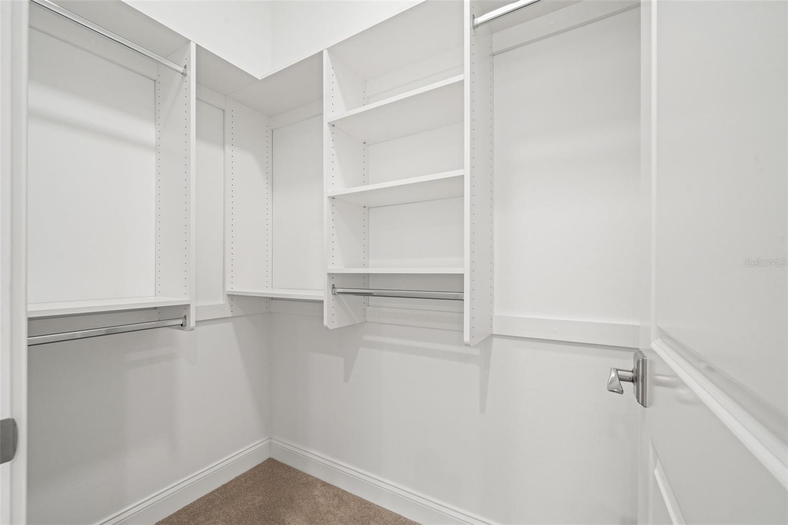 Image 42 of 62 For 4202 Woodmere Road