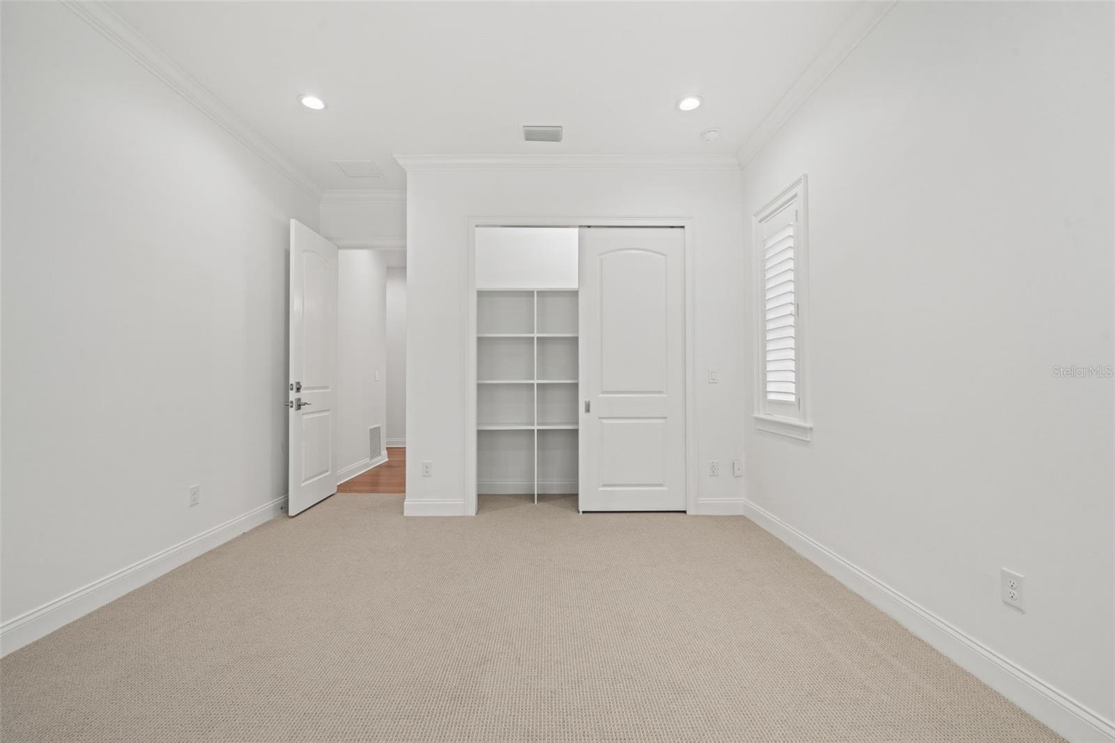 Image 45 of 62 For 4202 Woodmere Road