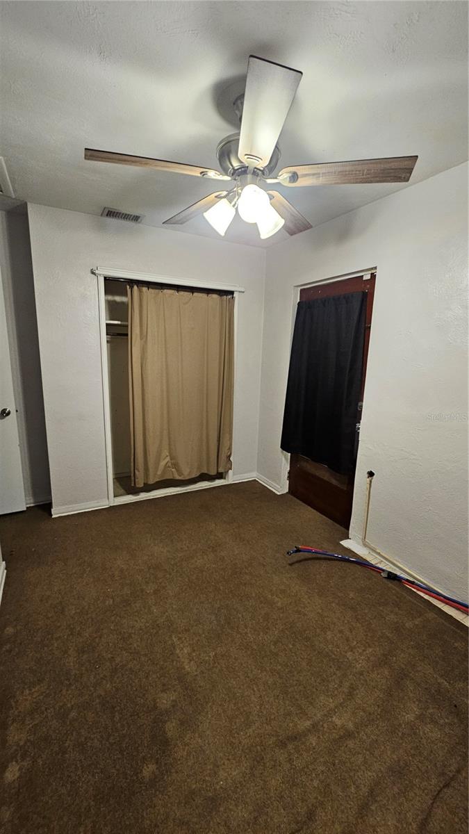 Image 13 of 17 For 1413 Warren Avenue