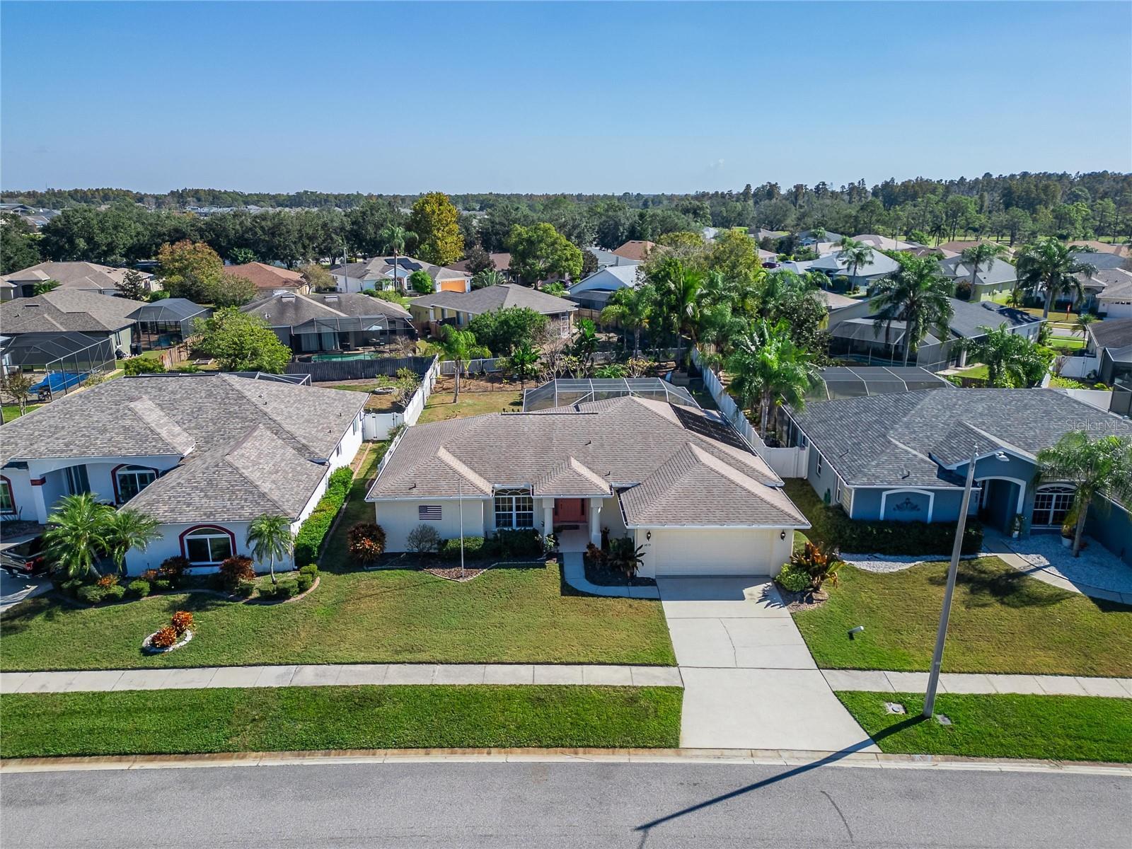 Image 4 of 87 For 1615 Oracle Drive