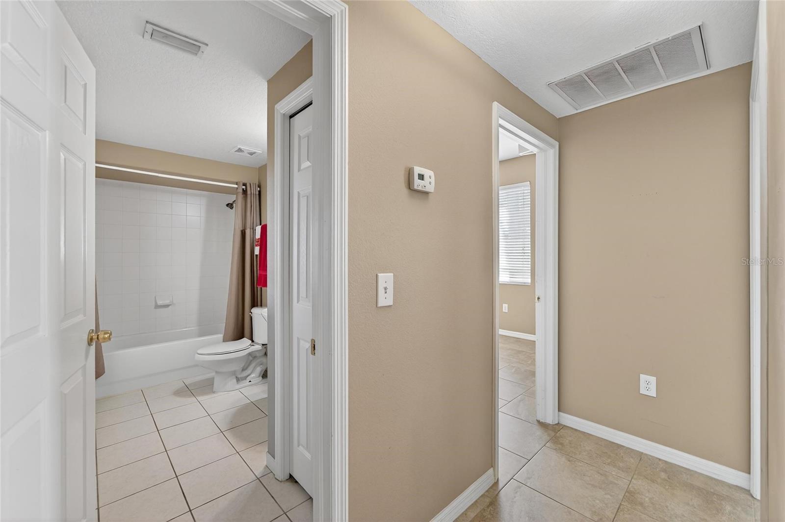 Image 49 of 87 For 1615 Oracle Drive