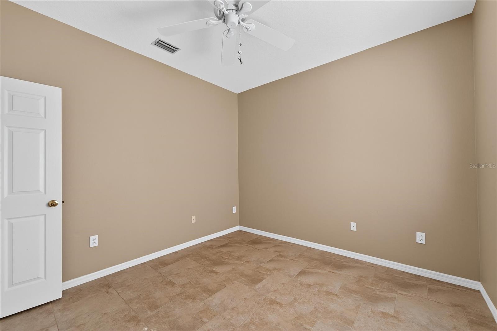 Image 51 of 87 For 1615 Oracle Drive