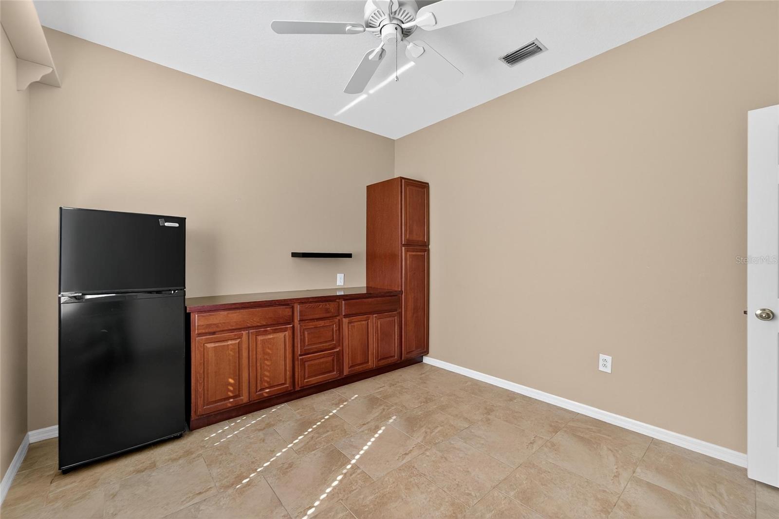 Image 55 of 87 For 1615 Oracle Drive