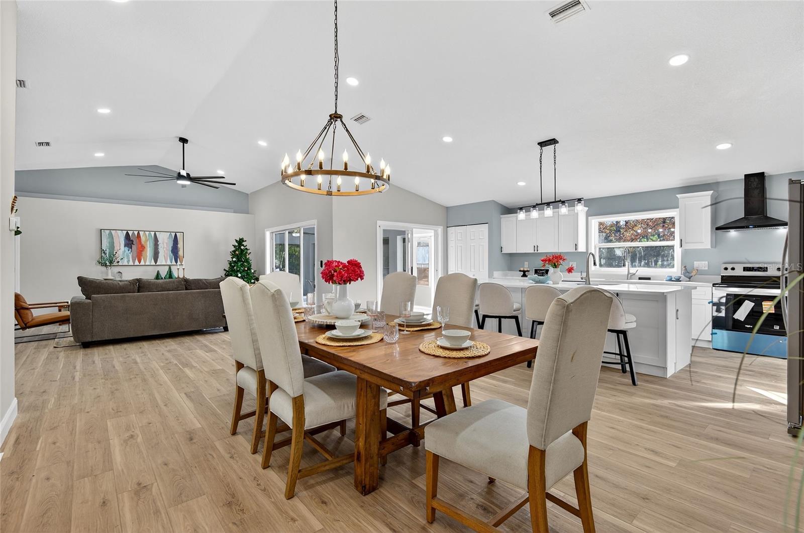 Image 17 of 32 For 7078 Threshold Point