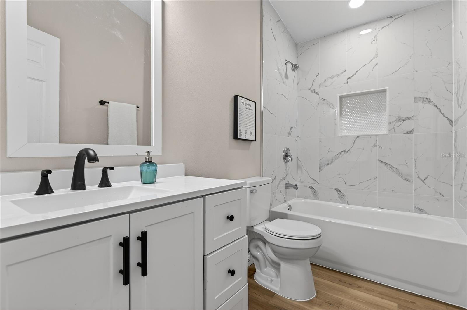 Image 21 of 32 For 7078 Threshold Point