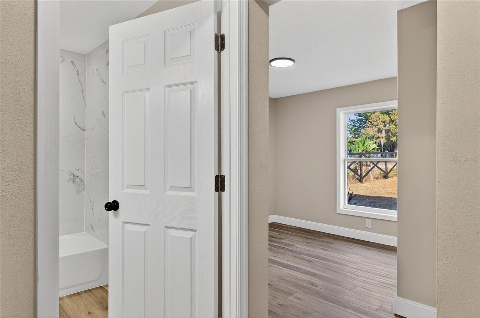 Image 26 of 32 For 7078 Threshold Point