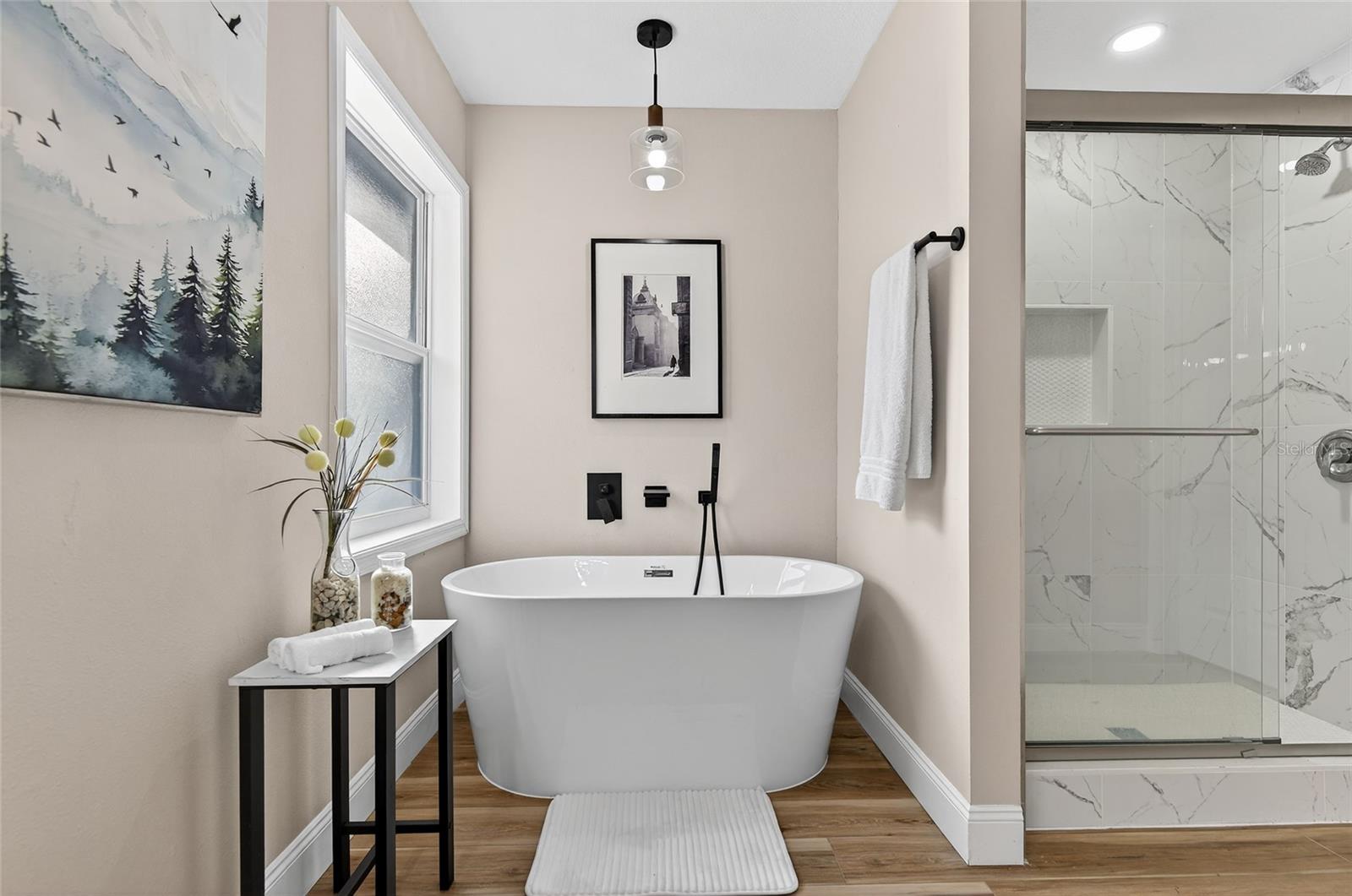 Image 32 of 32 For 7078 Threshold Point