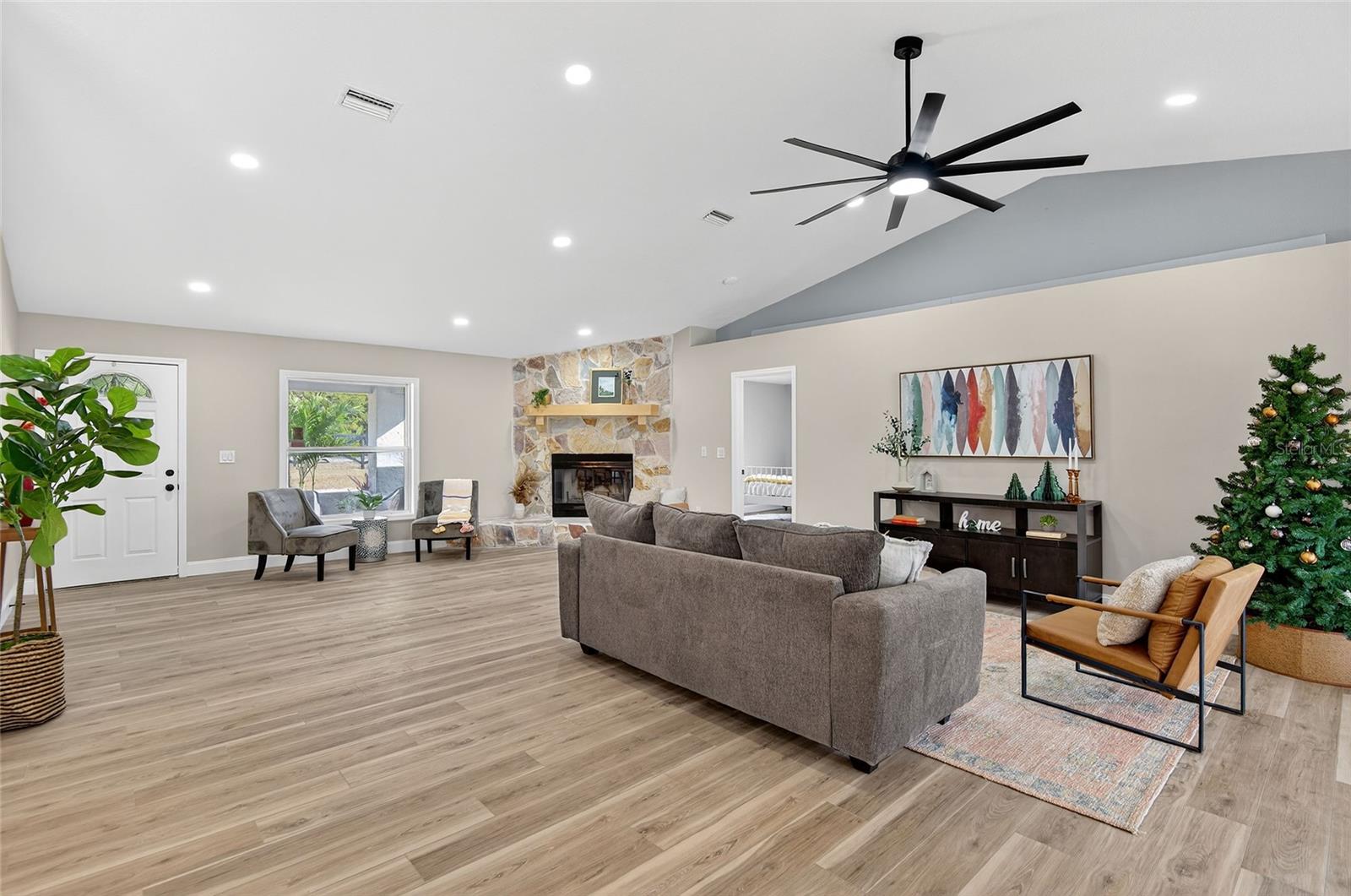 Image 33 of 82 For 7078 Threshold Point