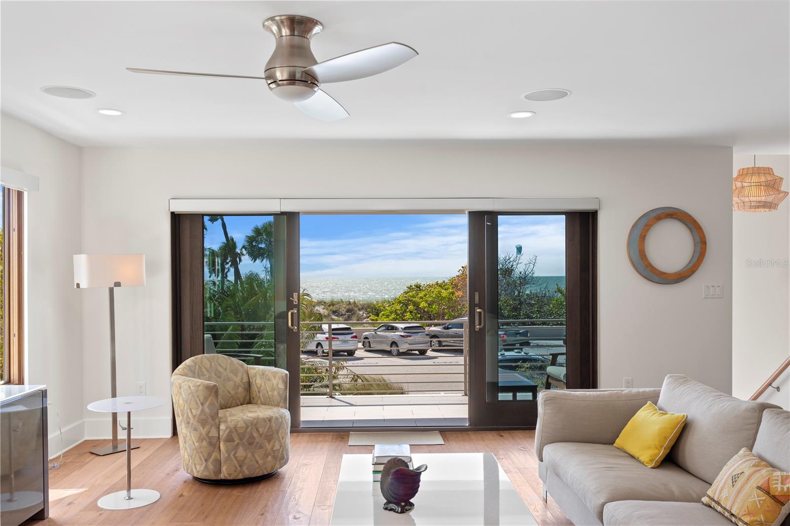 Listing photo id 19 for 2003 Gulf Way