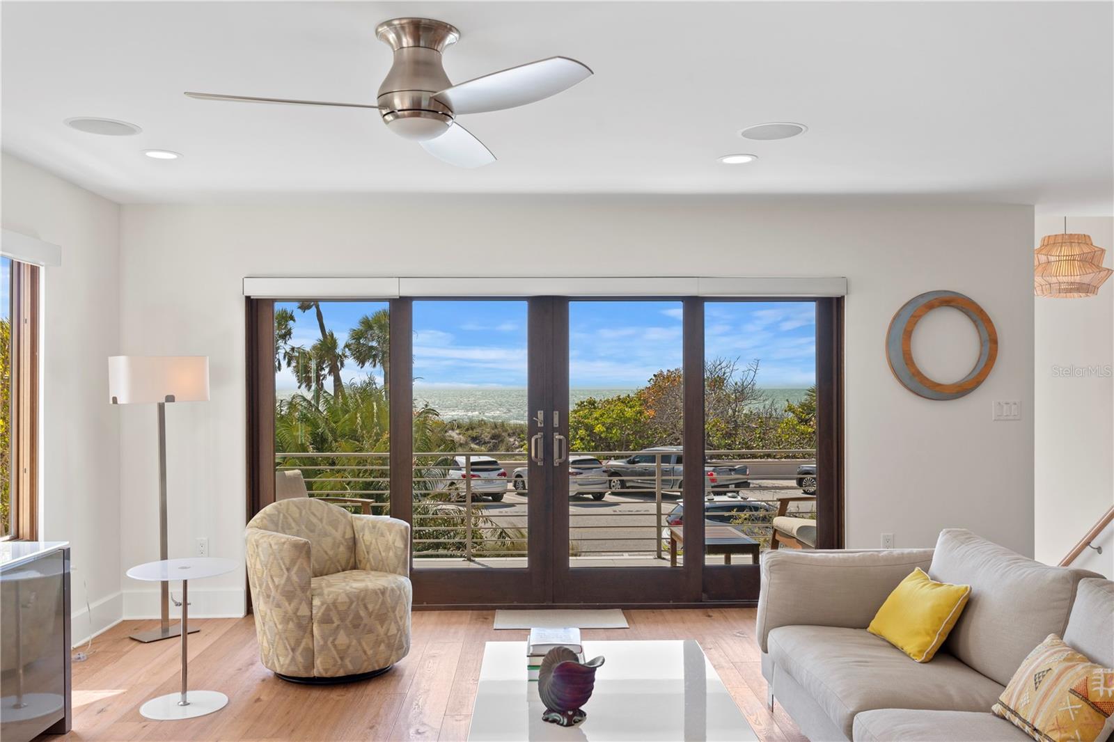 Listing photo id 20 for 2003 Gulf Way