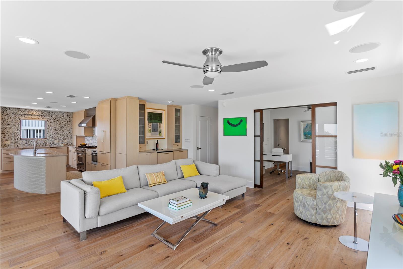 Listing photo id 23 for 2003 Gulf Way