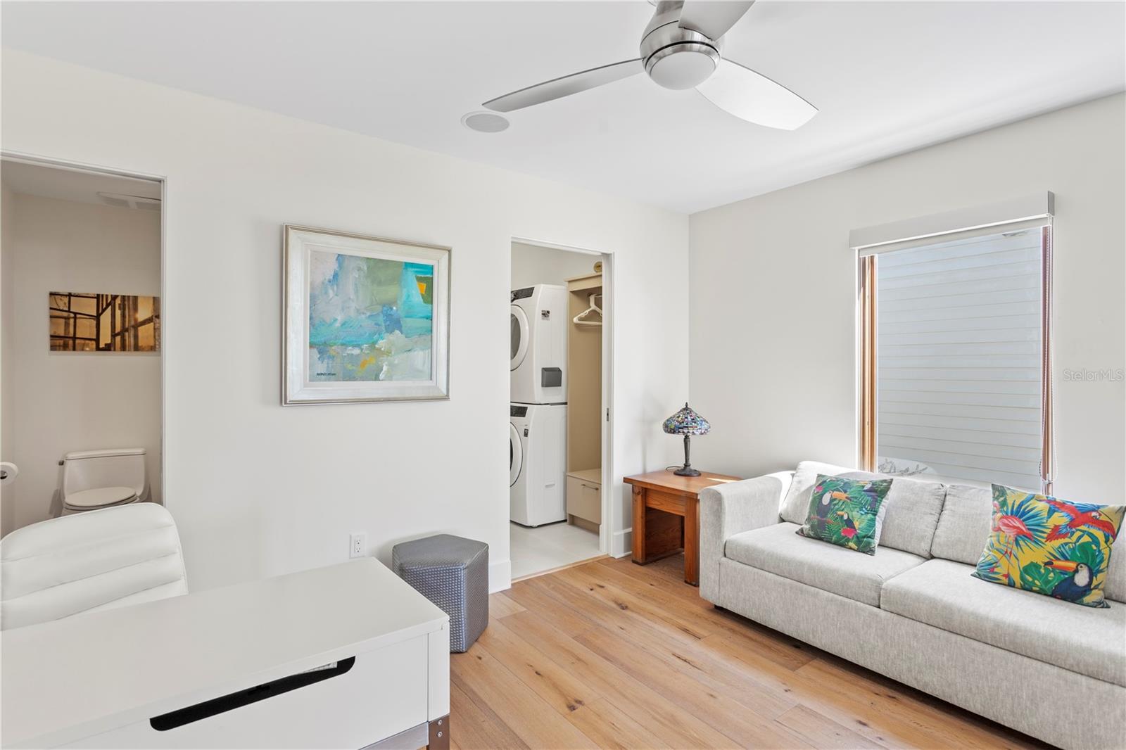 Listing photo id 26 for 2003 Gulf Way