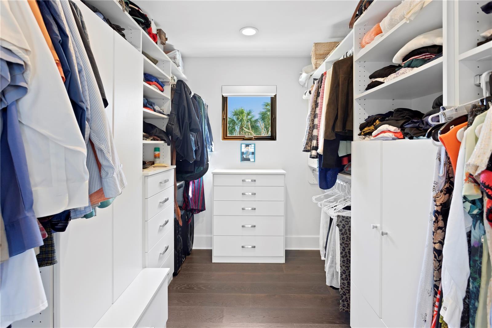 Listing photo id 35 for 2003 Gulf Way