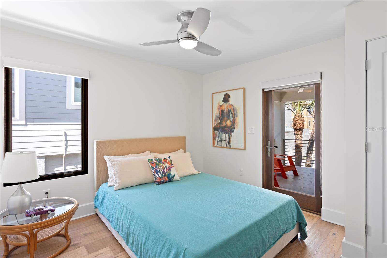 Listing photo id 40 for 2003 Gulf Way