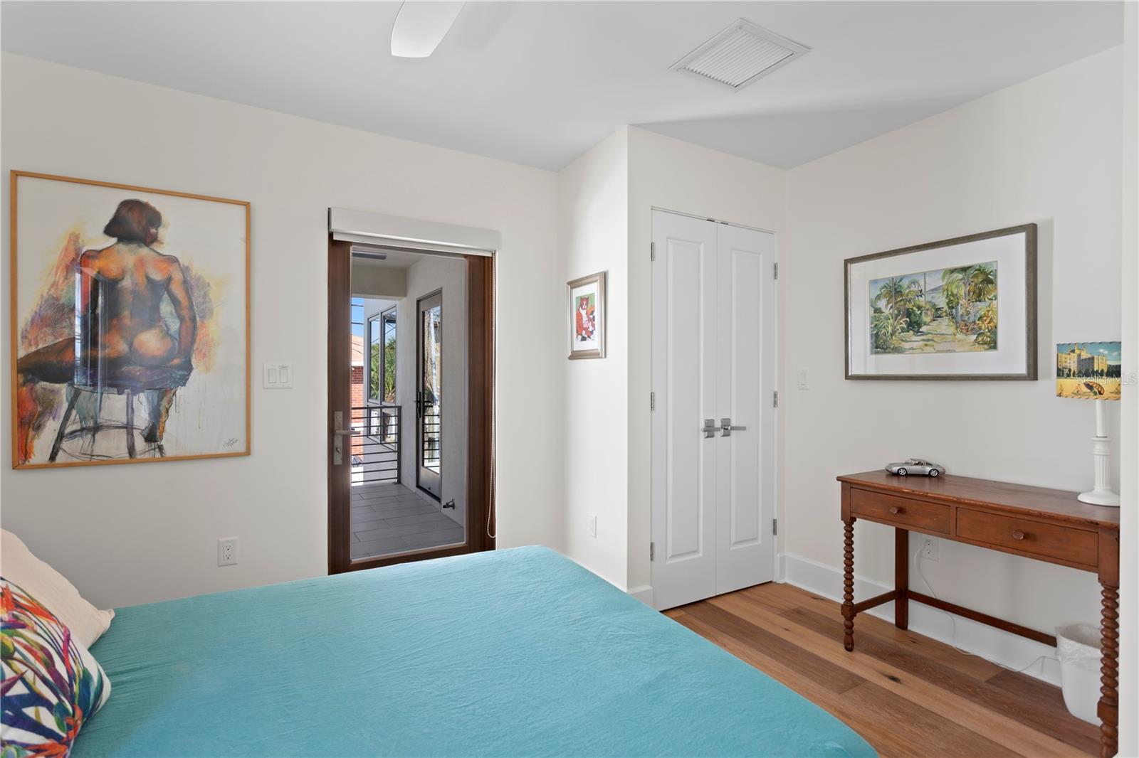 Listing photo id 41 for 2003 Gulf Way