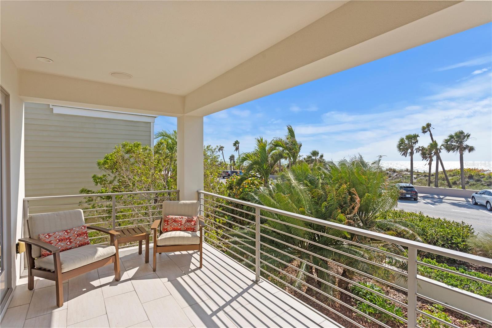 Listing photo id 51 for 2003 Gulf Way