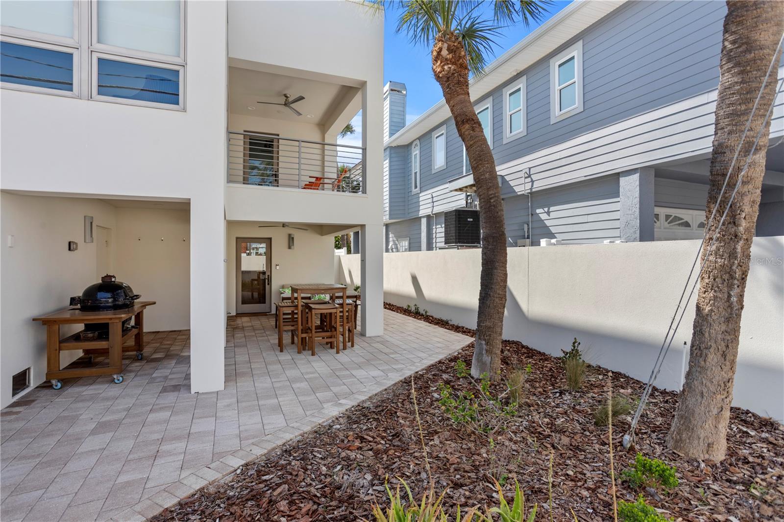 Listing photo id 53 for 2003 Gulf Way