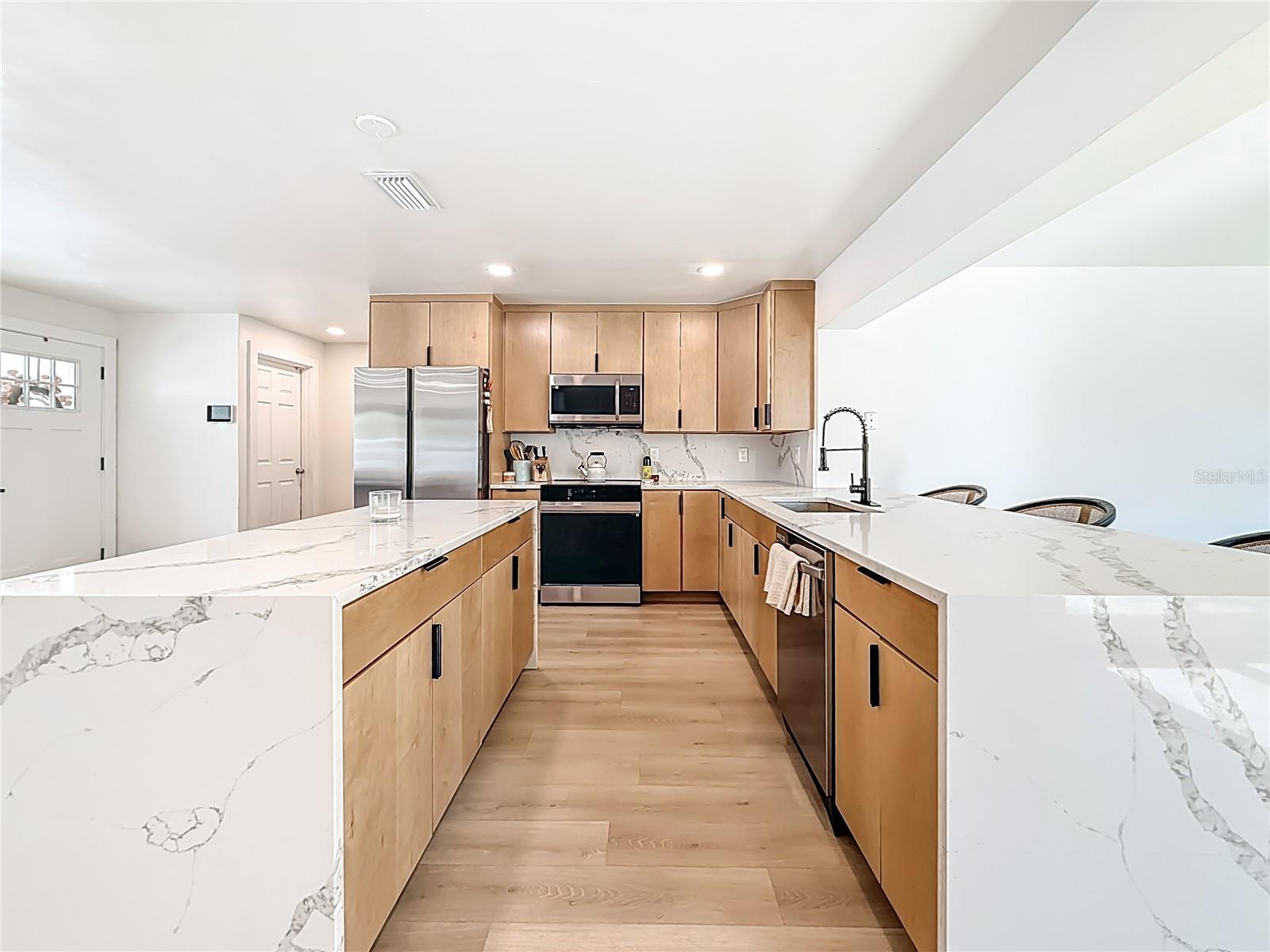 Image 19 of 65 For 9585 Portside Drive