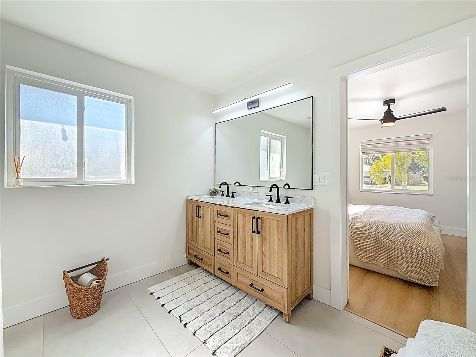 Image 29 of 65 For 9585 Portside Drive