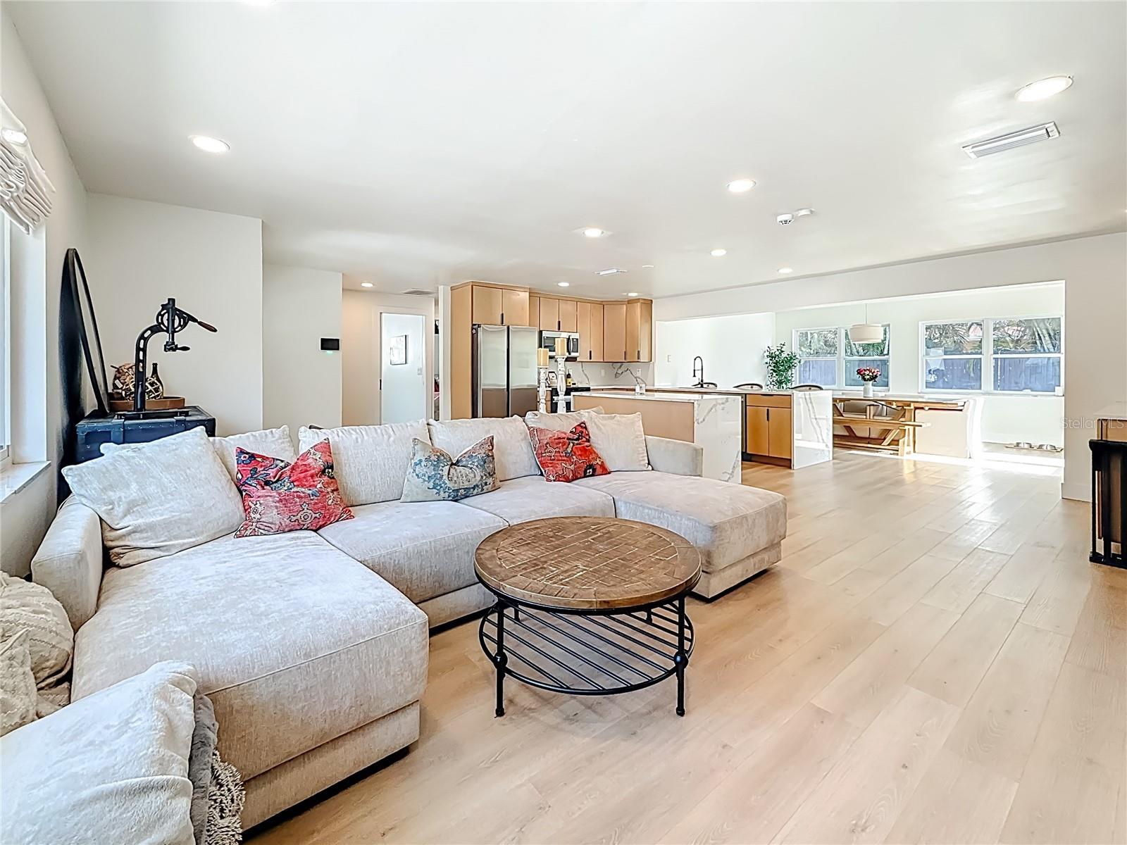 Image 9 of 65 For 9585 Portside Drive