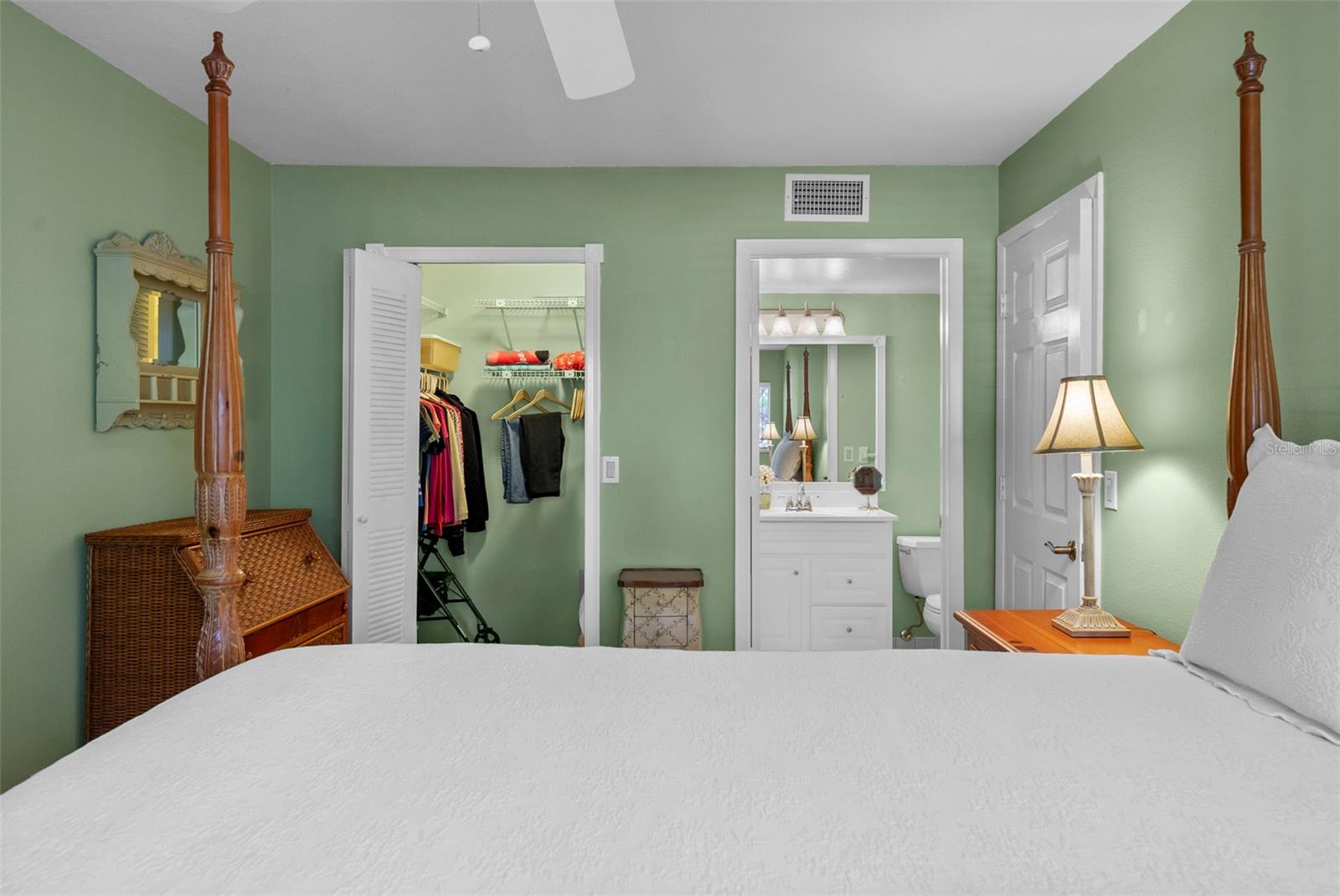 Image 20 of 56 For 3277 Fox Chase Circle N 105