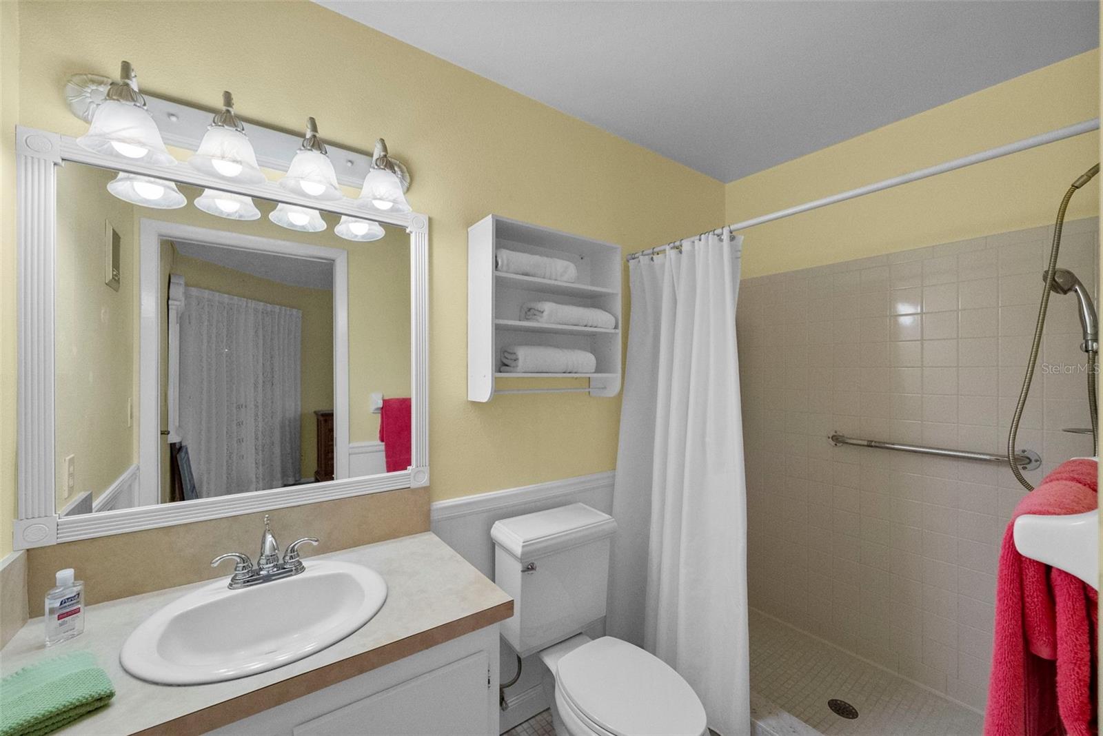 Image 27 of 56 For 3277 Fox Chase Circle N 105