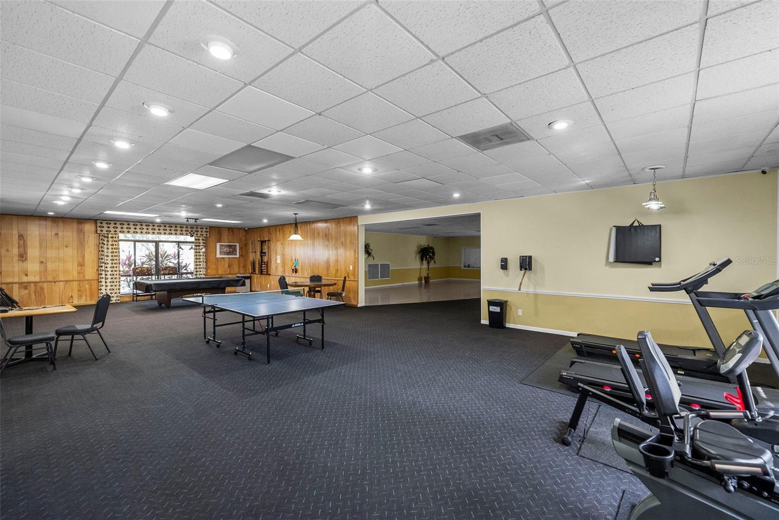 Image 49 of 56 For 3277 Fox Chase Circle N 105