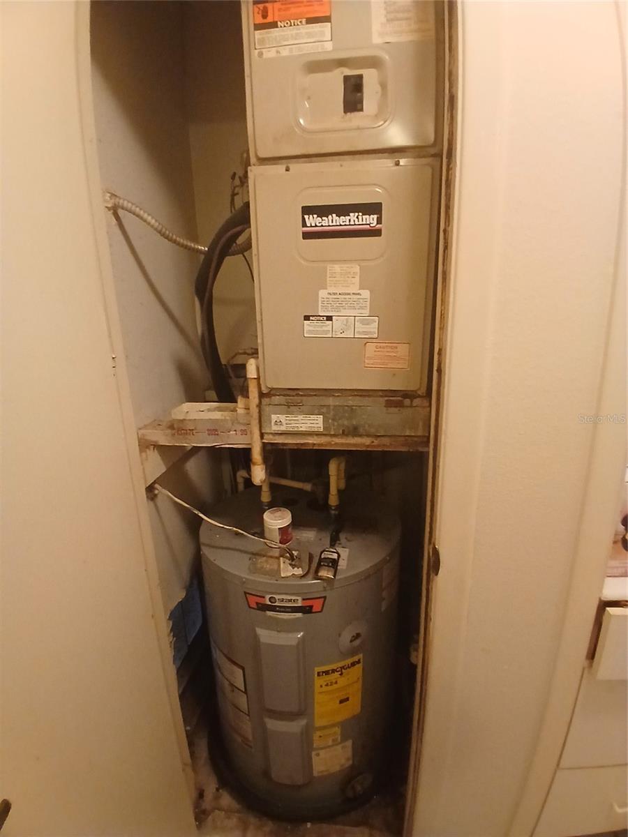 Image 5 of 17 For 4031 Tumble Wood Trail 204