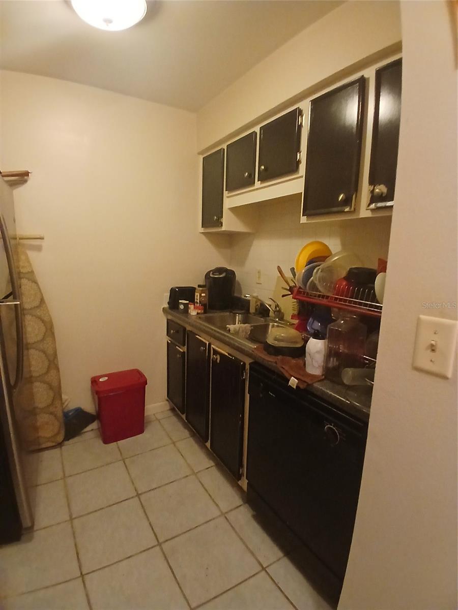 Image 9 of 17 For 4031 Tumble Wood Trail 204