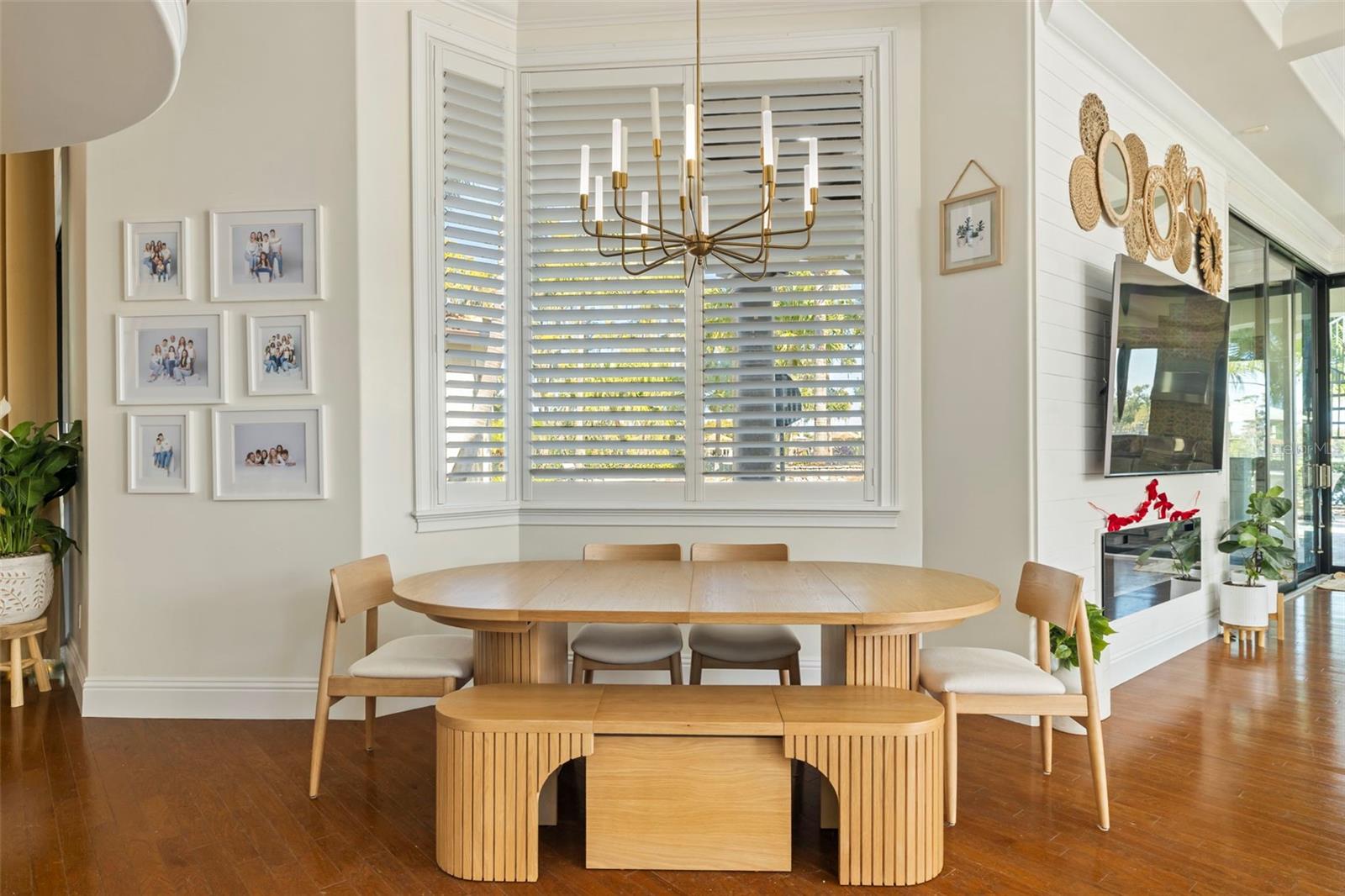 Listing photo id 17 for 17301 Ladera Estates Boulevard