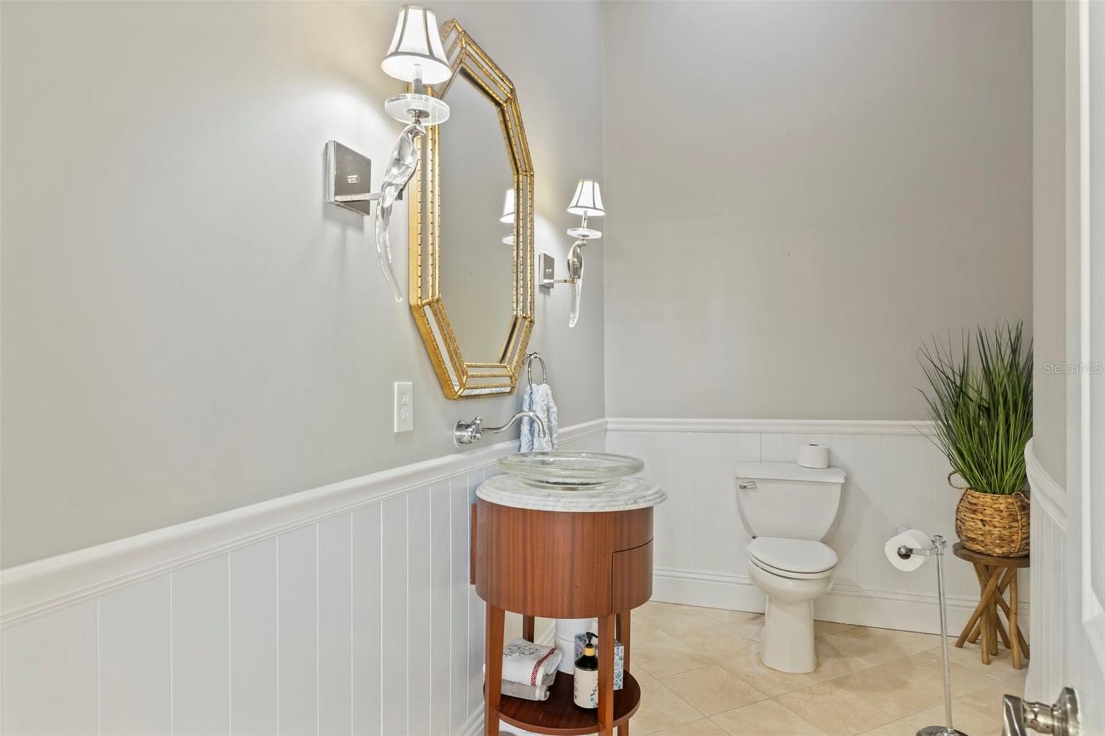 Listing photo id 18 for 17301 Ladera Estates Boulevard