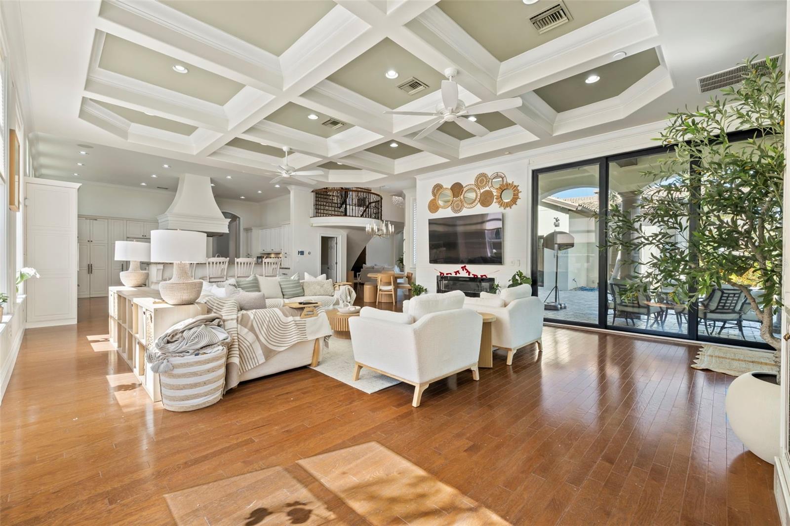 Listing photo id 24 for 17301 Ladera Estates Boulevard