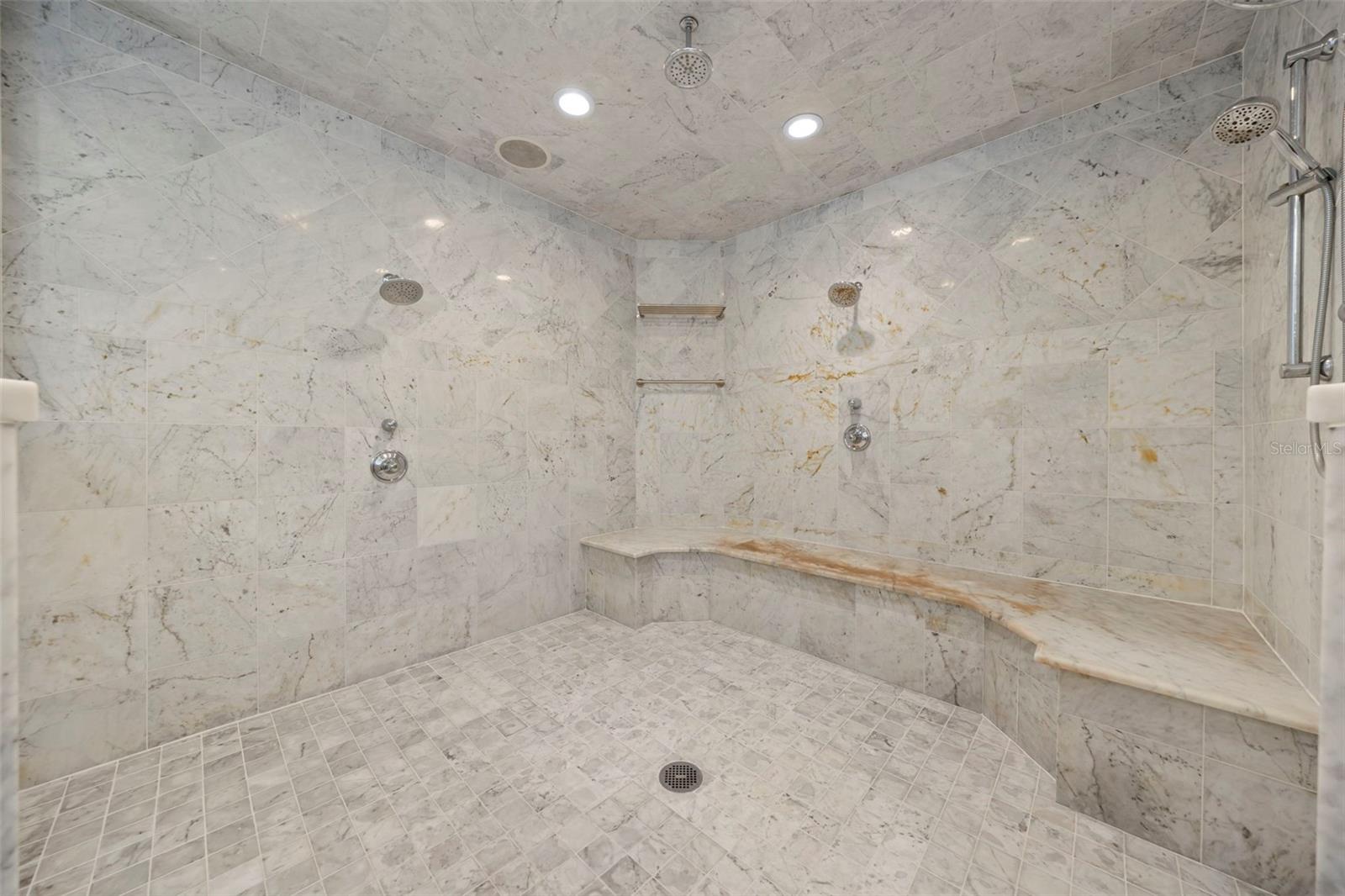 Listing photo id 38 for 17301 Ladera Estates Boulevard